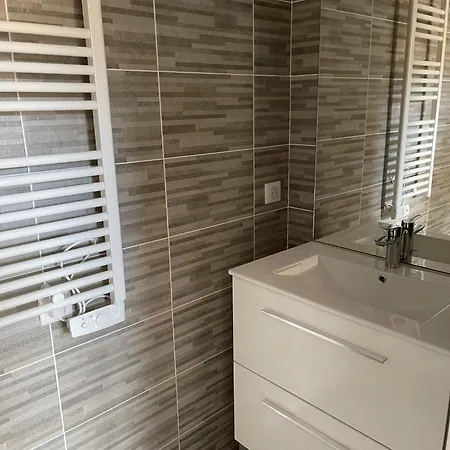 Modern Family 3 Bedroom In The Center Of Apartment Maisons-Laffitte